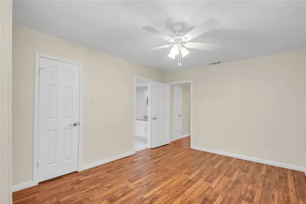 $2,100 | 3635 Garden Brook Drive, Unit 137, Farmers Branch, TX 75234