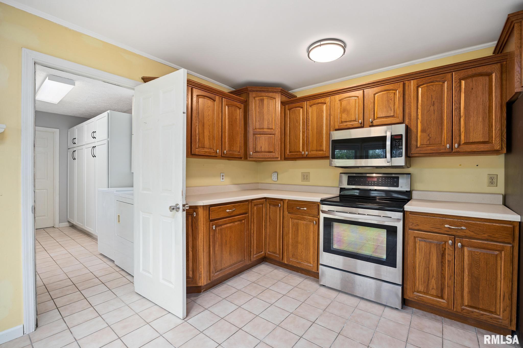 9909 West Buckhaven Court Mapleton, IL 61547 - Photo 13 of 47