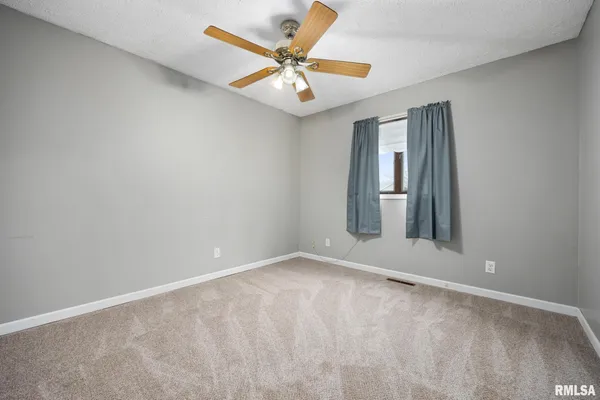 $300,000 | 9909 West Buckhaven Court, Mapleton, IL 61547