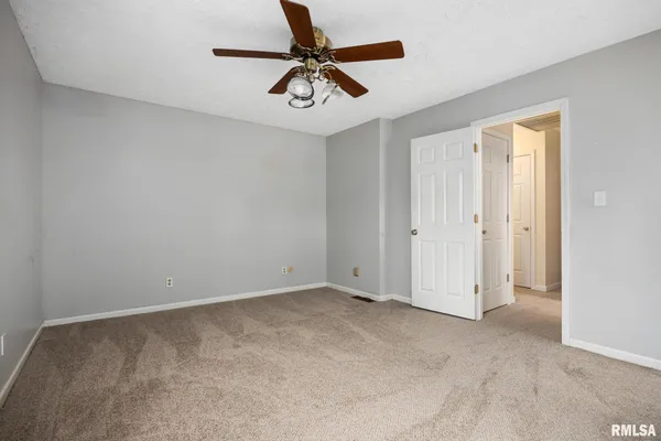 $300,000 | 9909 West Buckhaven Court, Mapleton, IL 61547