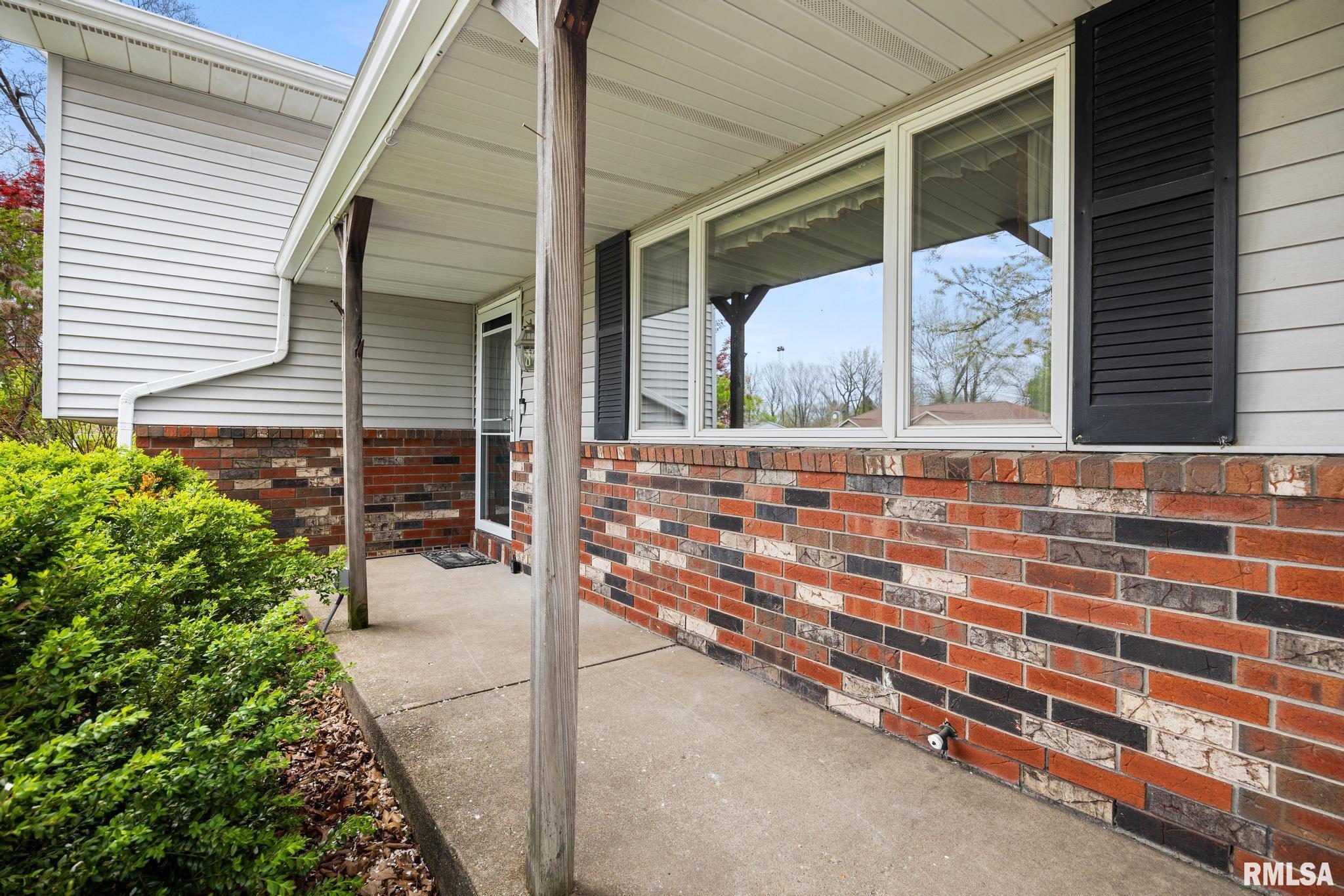 9909 West Buckhaven Court Mapleton, IL 61547 - Photo 3 of 47