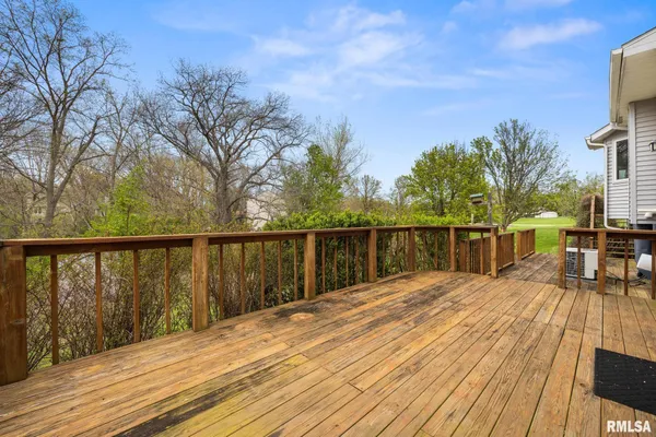 $300,000 | 9909 West Buckhaven Court, Mapleton, IL 61547
