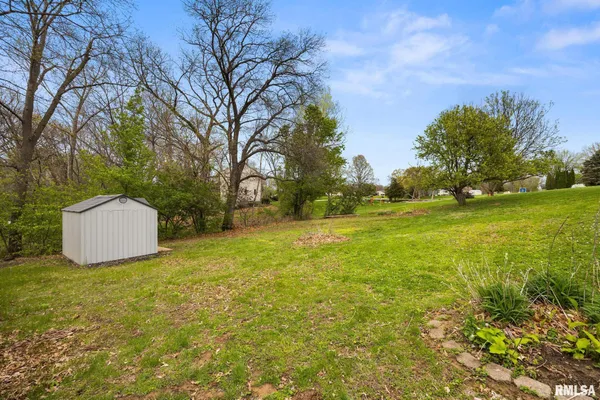 $300,000 | 9909 West Buckhaven Court, Mapleton, IL 61547