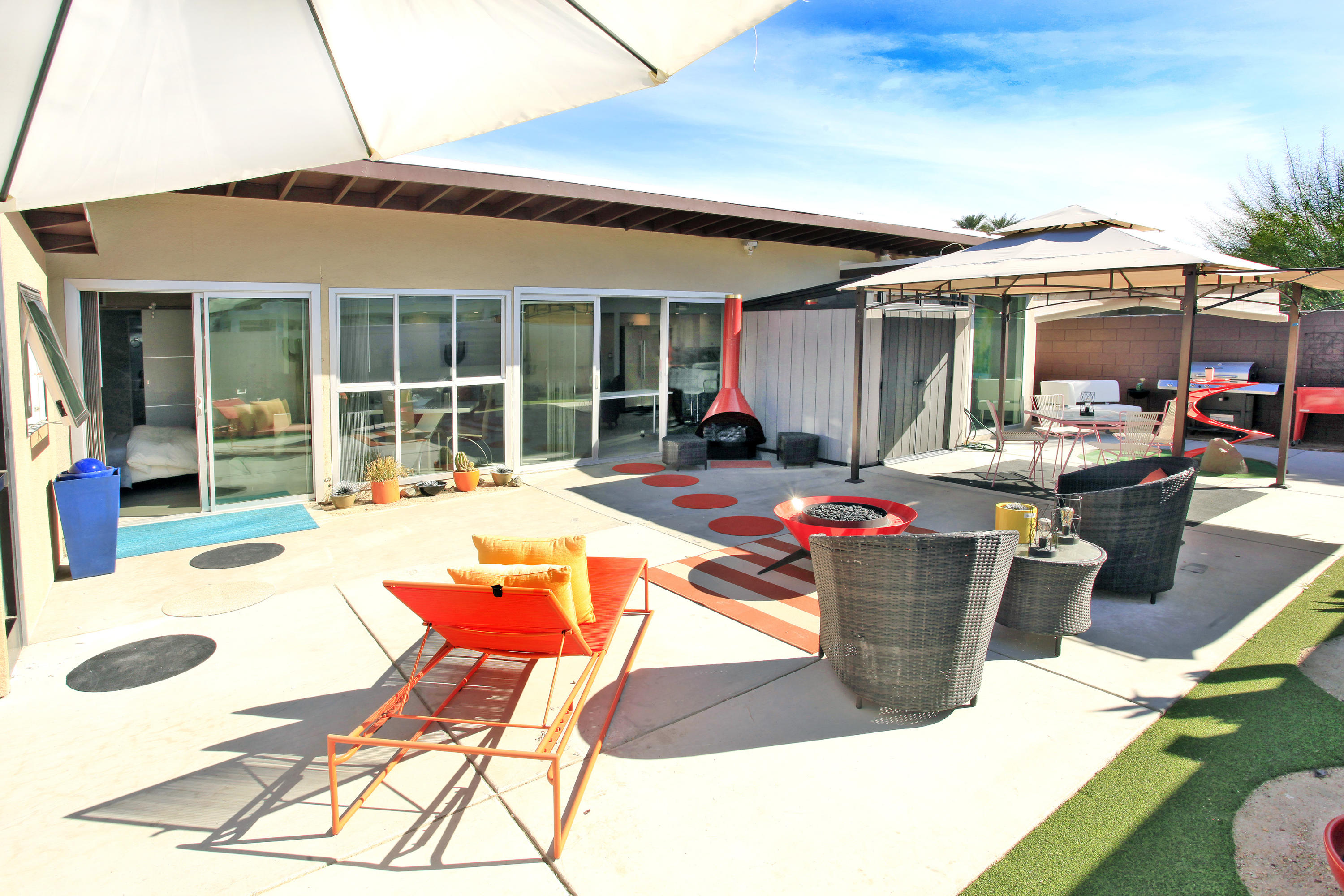 71991 Vista Del Rio Rancho Mirage, CA 92270 - Photo 31 of 34 a view of a house with a patio