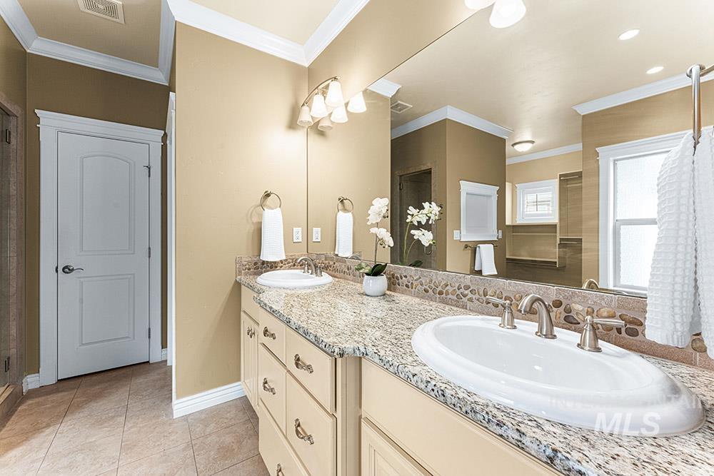 583 North Bursera Way Eagle, ID 83616 - Photo 14 of 27