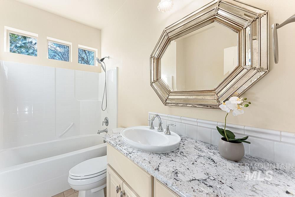 583 North Bursera Way Eagle, ID 83616 - Photo 20 of 27