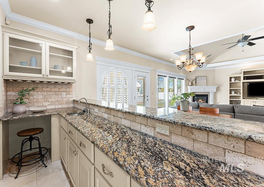 583 North Bursera Way Eagle, ID 83616 - Photo 9 of 27