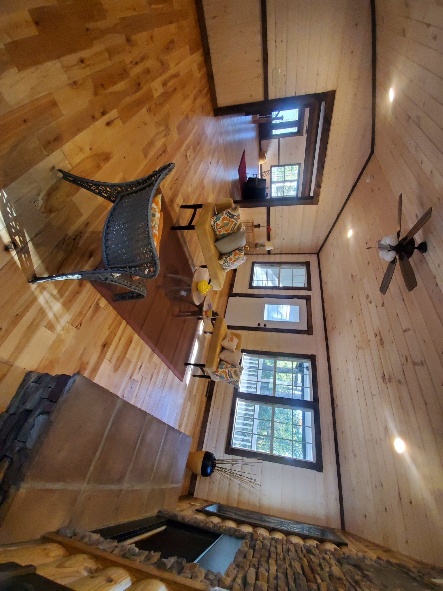105 High Pt Road Erin, TN 37061 - Photo 9 of 49 Gallery Image 9