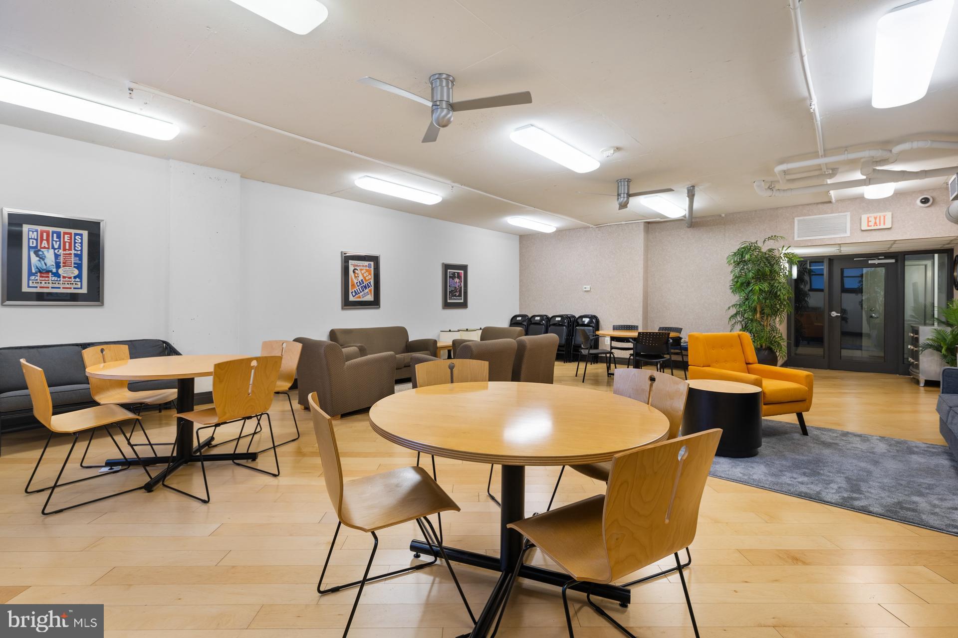 2020 12th Street Northwest, Unit 109 Washington, DC 20009 - Photo 35 of 63