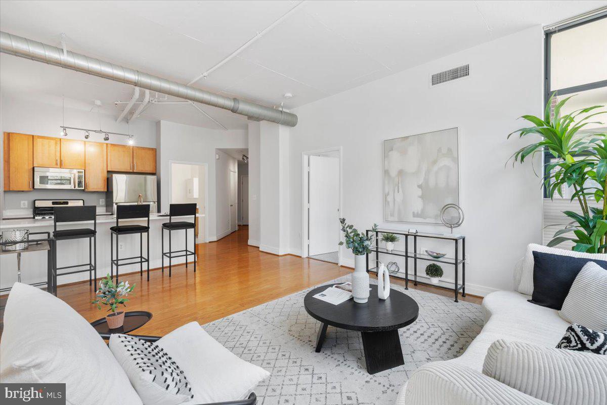 2020 12th Street Northwest, Unit 109 Washington, DC 20009 - Photo 8 of 63