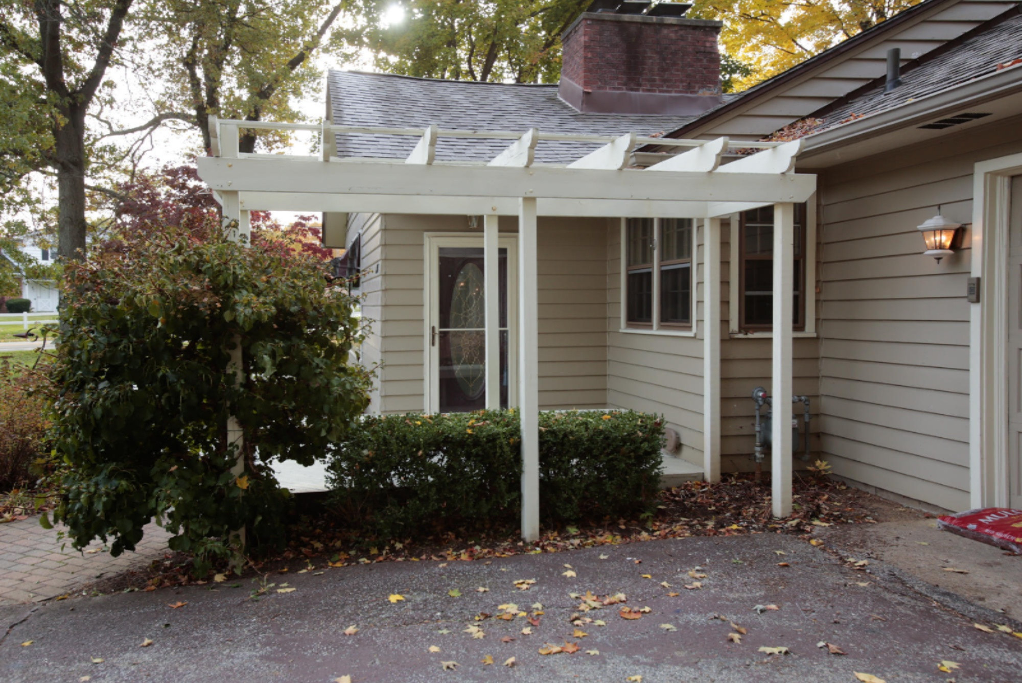 324 devon road-103