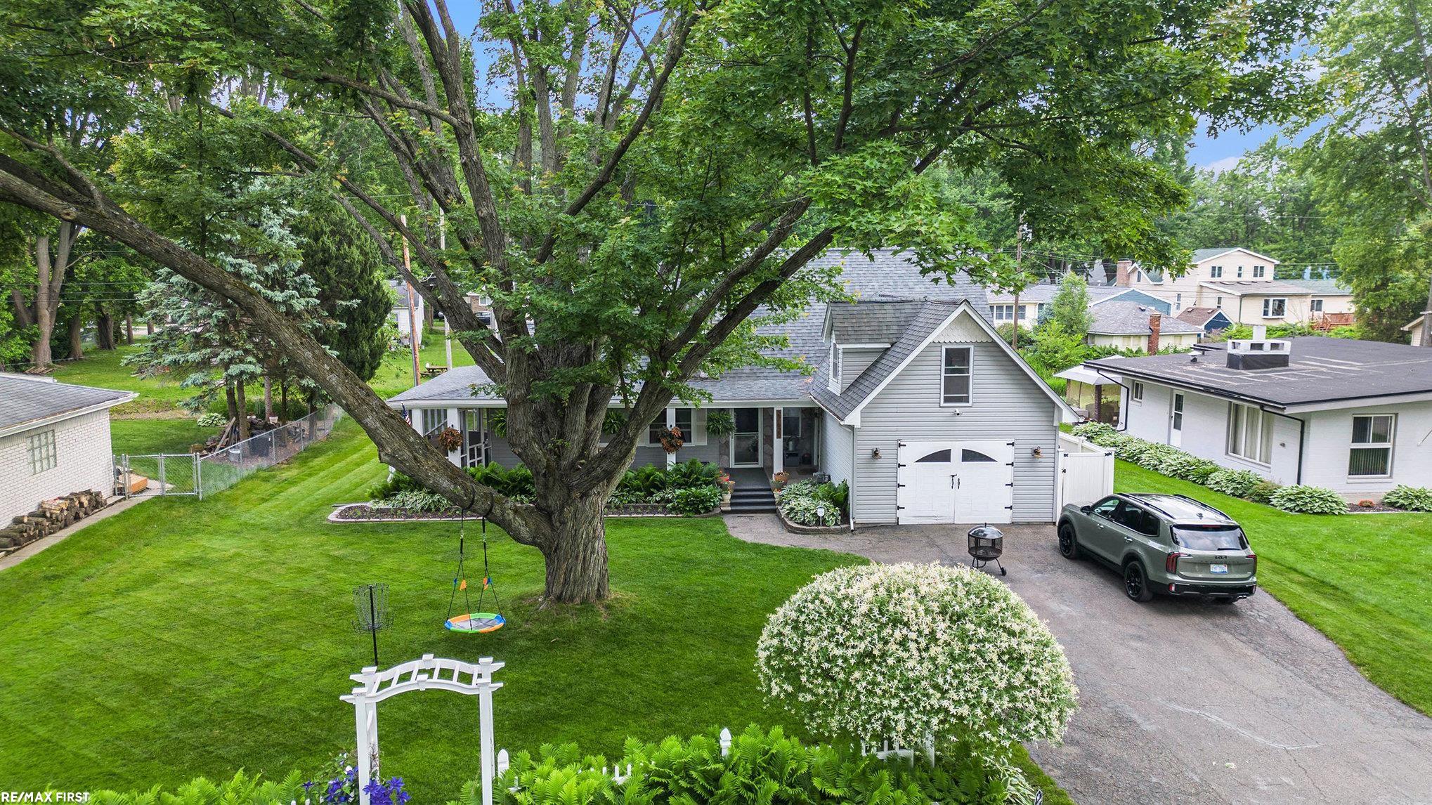 27620 Riviera Street Harrison Township, MI 48045 - Photo 31 of 37 Gallery Image 31