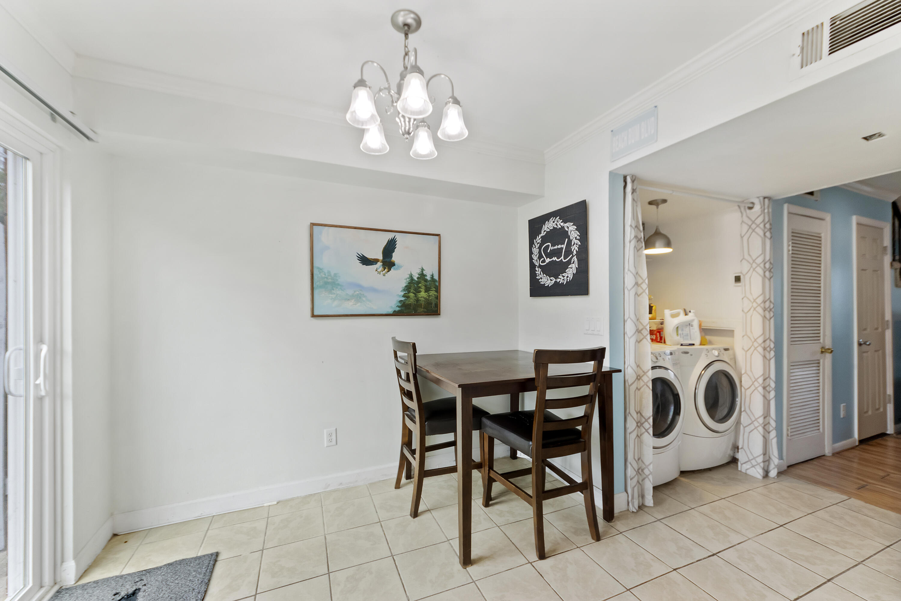 21 Rivers Point Row, Unit 11B Charleston, SC 29412 - Photo 9 of 33 _01A3711