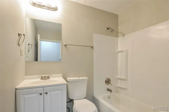 $1,930 | 105 Riverview Heights, Crystal City, MO 63019