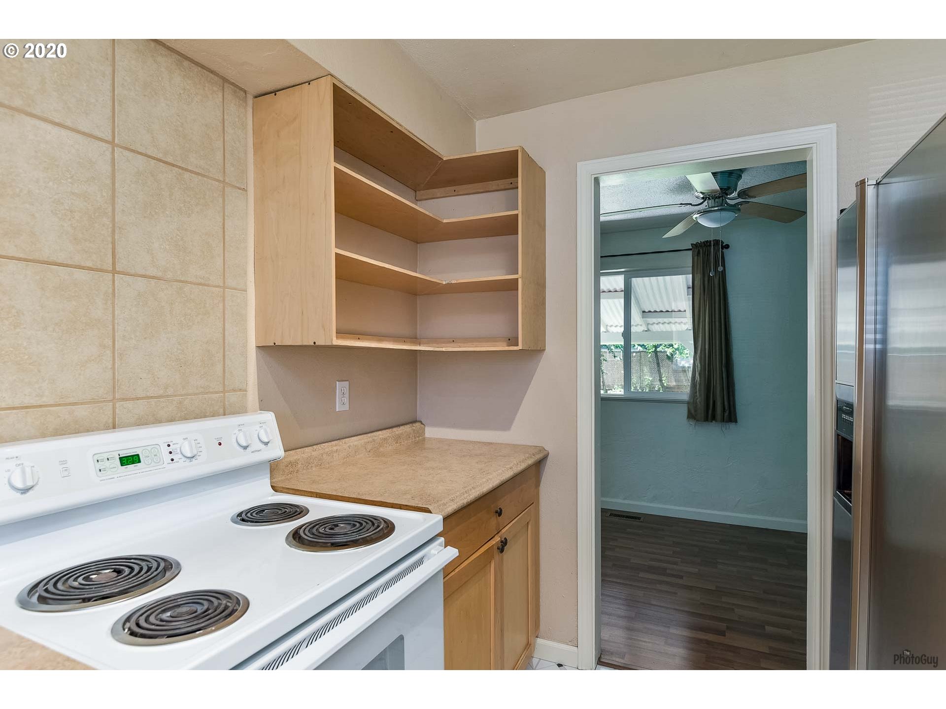 3130 Oriole Street Springfield, OR 97477 - Photo 11 of 28 Gallery Image 11