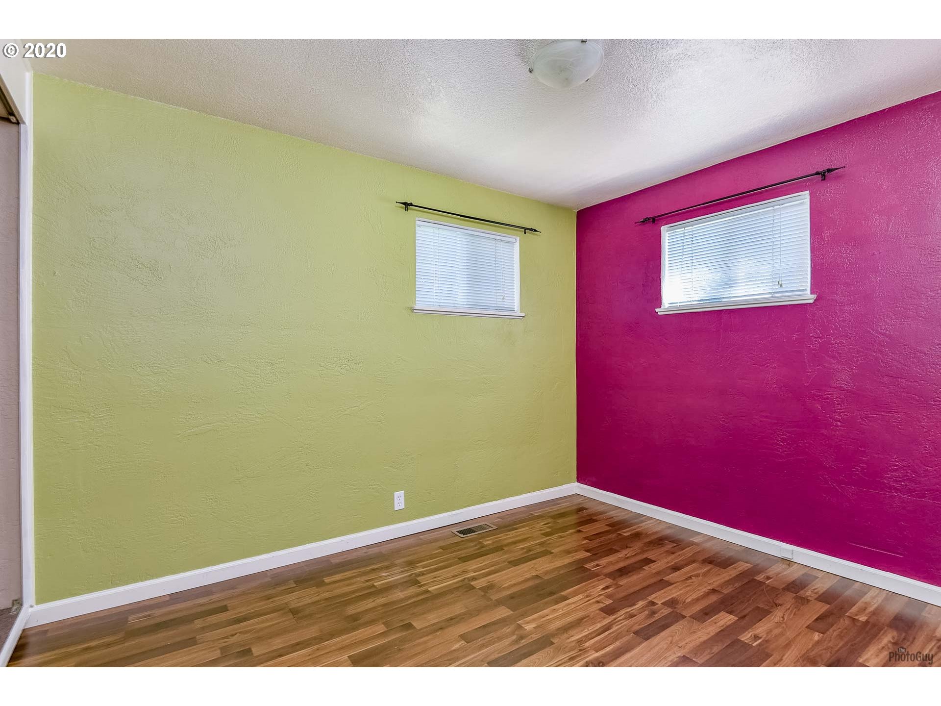 3130 Oriole Street Springfield, OR 97477 - Photo 14 of 28 Gallery Image 14