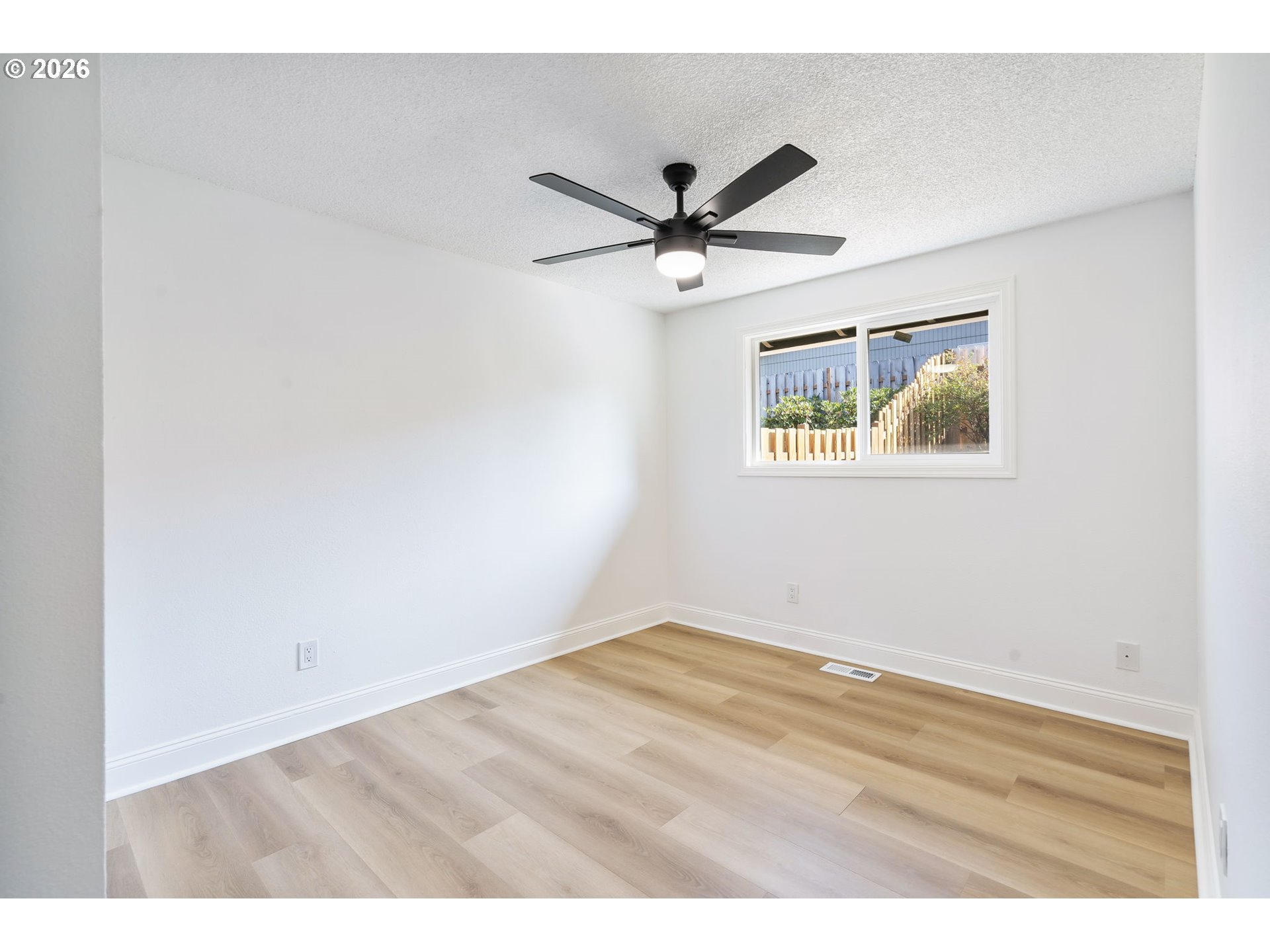 3198 Southwest 16th Circle Gresham, OR 97080 - Photo 17 of 31