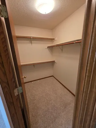 $400,000 | 6212 13th Street North, Moorhead, MN 56560