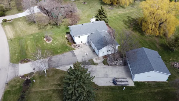 $400,000 | 6212 13th Street North, Moorhead, MN 56560