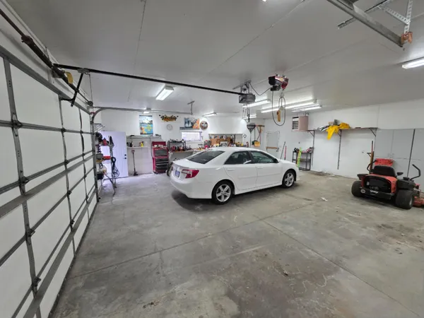 $400,000 | 6212 13th Street North, Moorhead, MN 56560
