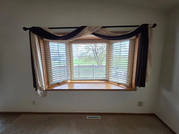 $400,000 | 6212 13th Street North, Moorhead, MN 56560