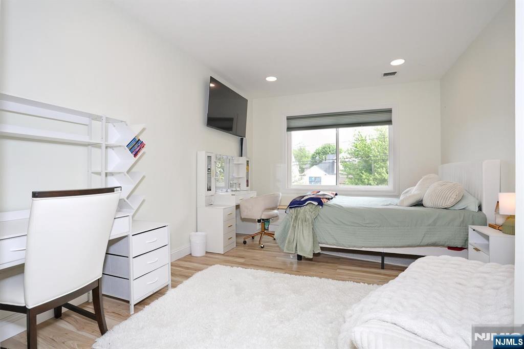 169 Woodward Avenue Rutherford, NJ 07070 - Photo 23 of 32