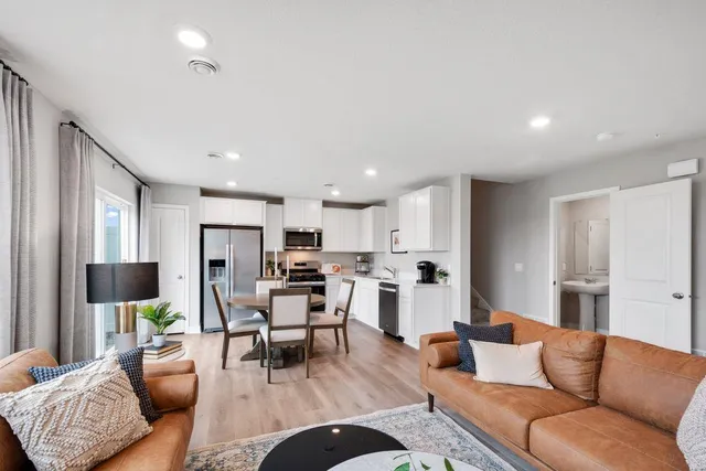 $344,990 | 13688 Kaylemore Trail, Rosemount, MN 55068