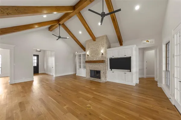 a view of a livingroom with a fireplace