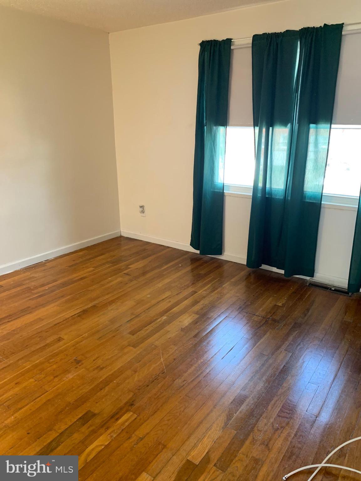 8124 Mid Haven Road Baltimore, MD 21222 - Photo 18 of 22 Gallery Image 18