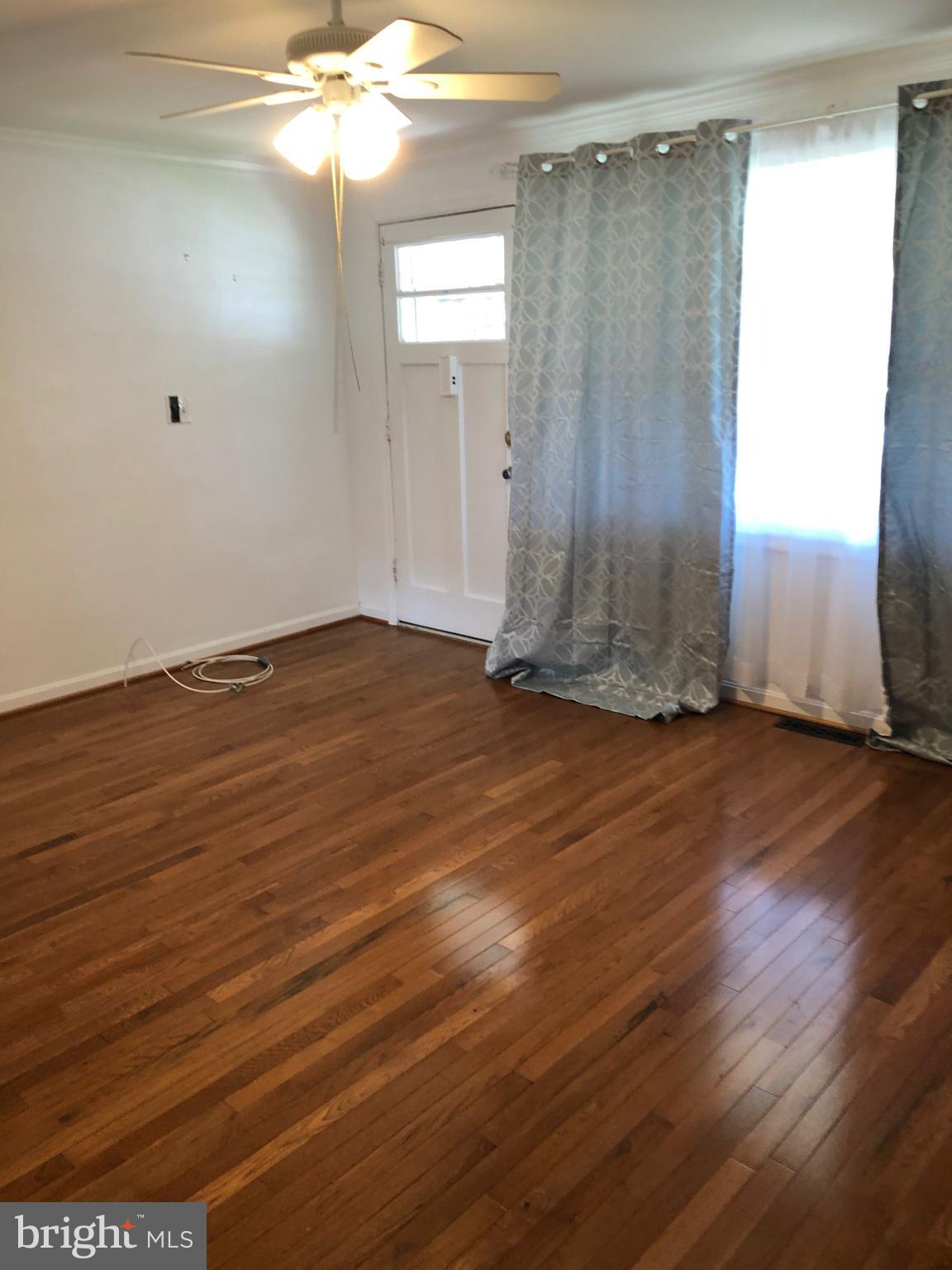 8124 Mid Haven Road Baltimore, MD 21222 - Photo 3 of 22 Gallery Image 3