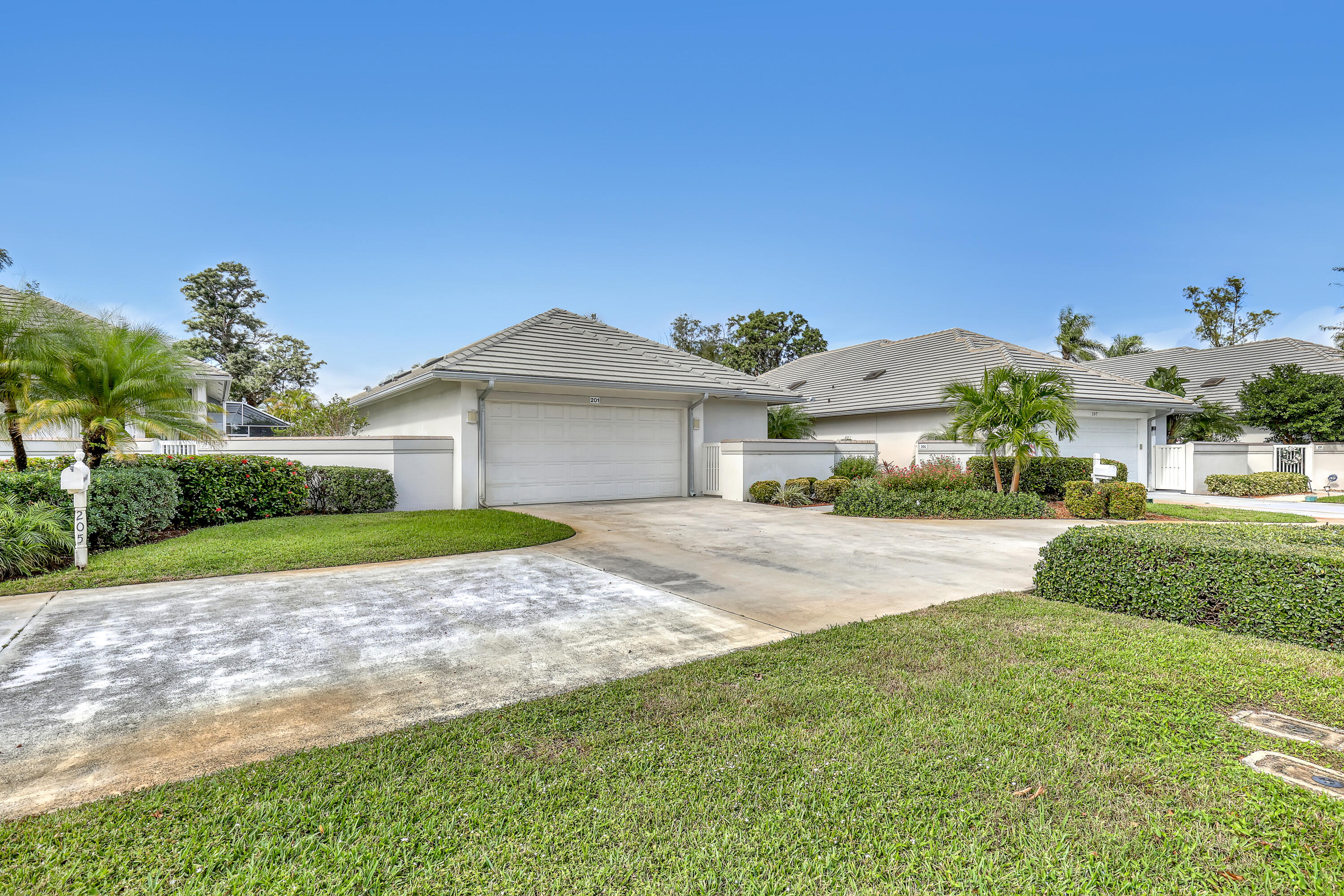 201 Orange Tree Drive Atlantis, FL 33462 - Photo 2 of 63 201 Orange Tree (1)