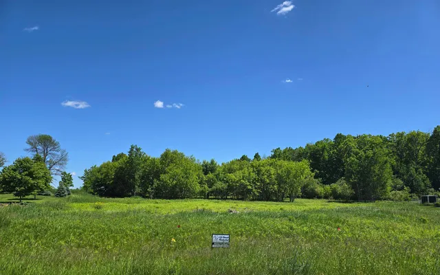 $79,000 | Lawler Court, Unit 26, Hortonville, WI 54944