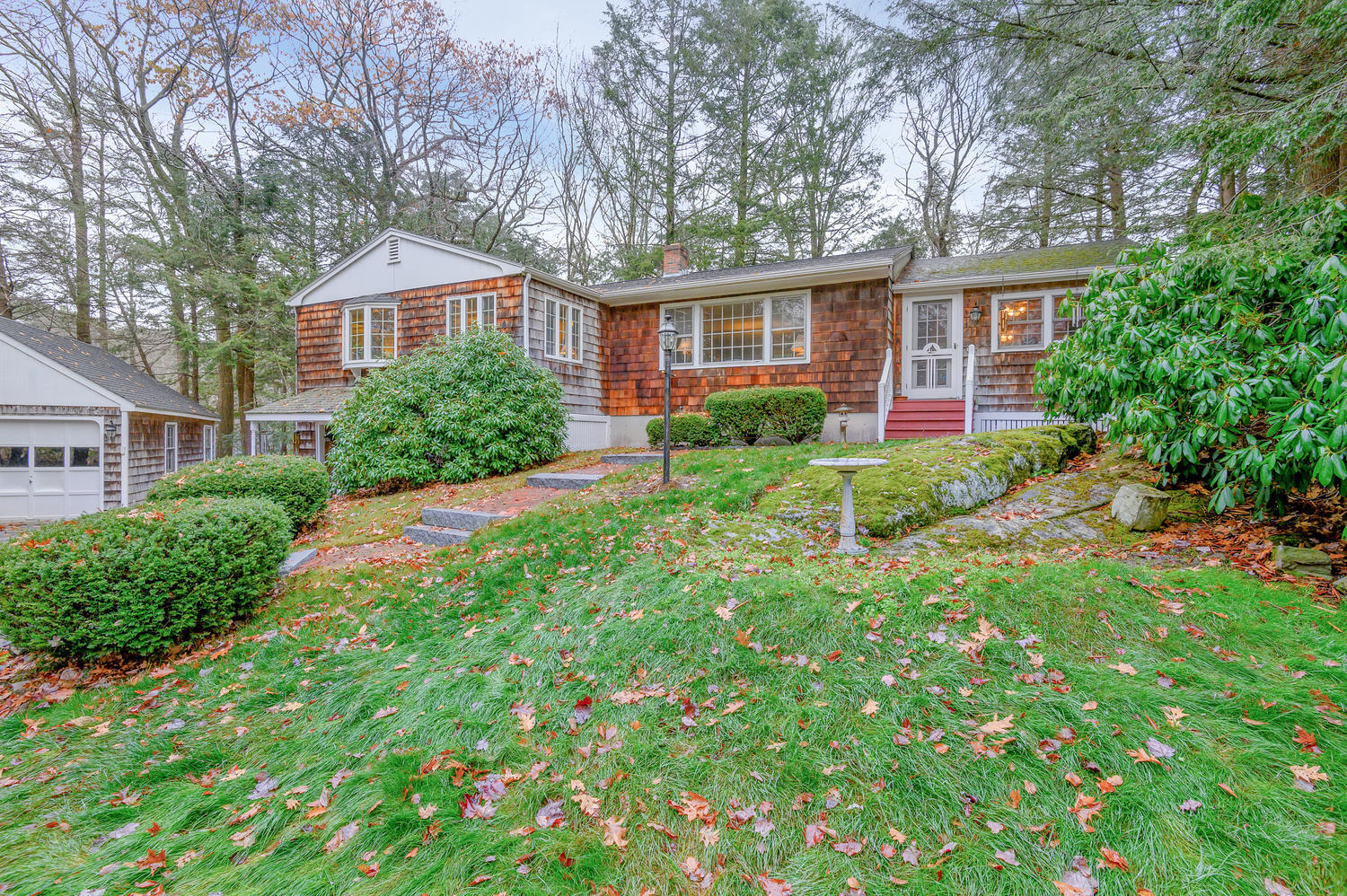 39 Thrasher Road Cape Elizabeth, ME 04107 - Photo 1 of 49 39 Thrasher Rd Cape Elizabeth-large-003-