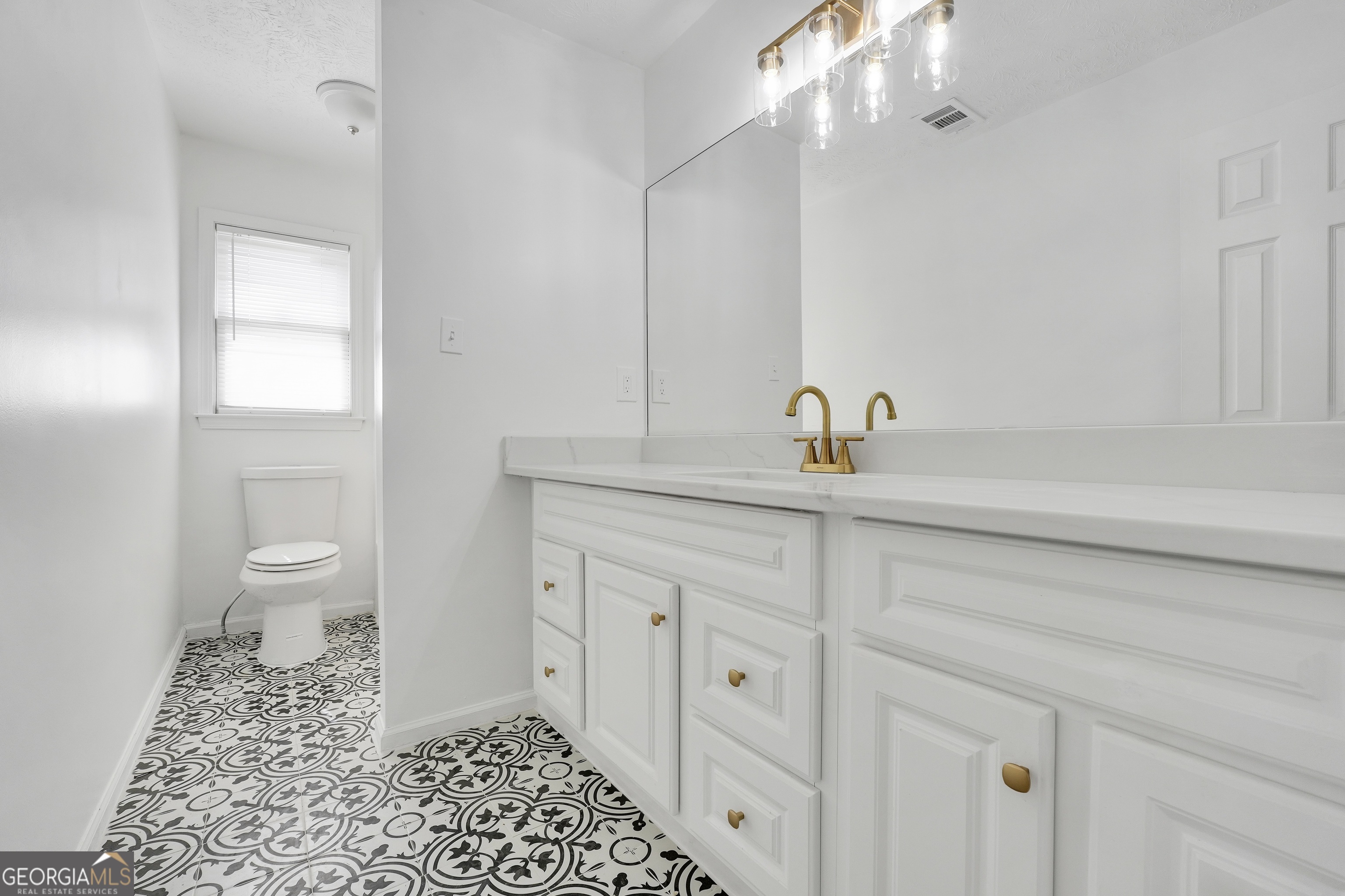 1187 Dixie Road Covington, GA 30014 - Photo 27 of 43