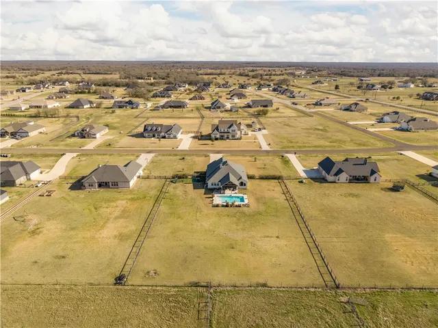 $564,900 | 10323 Whiskey River Road, Bryan, TX 77808