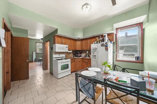 $359,999 | 4446 South Wood Street, Chicago, IL 60609