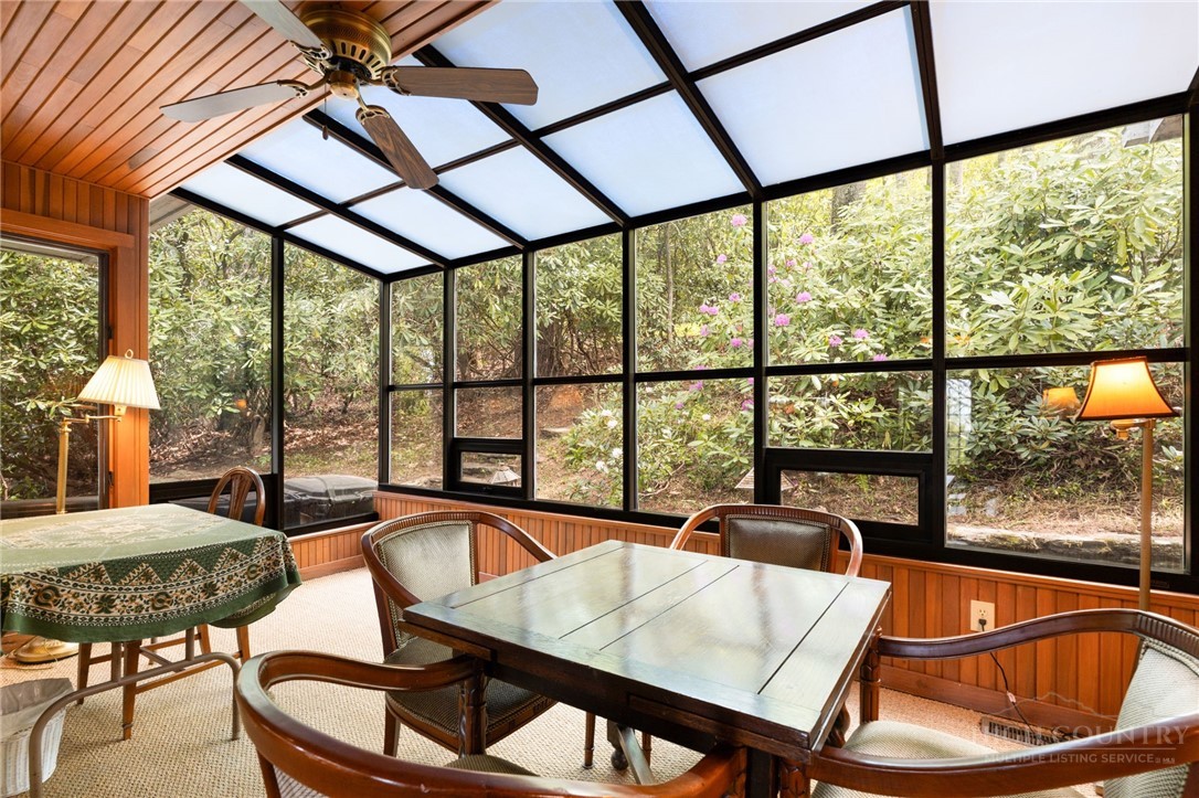 654 Goforth Road Blowing Rock, NC 28605 - Photo 12 of 34