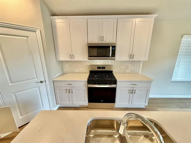 $2,200 | 2104 Rannoch Street, Sherman, TX 75092