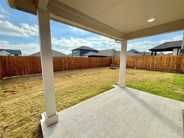 $2,200 | 2104 Rannoch Street, Sherman, TX 75092