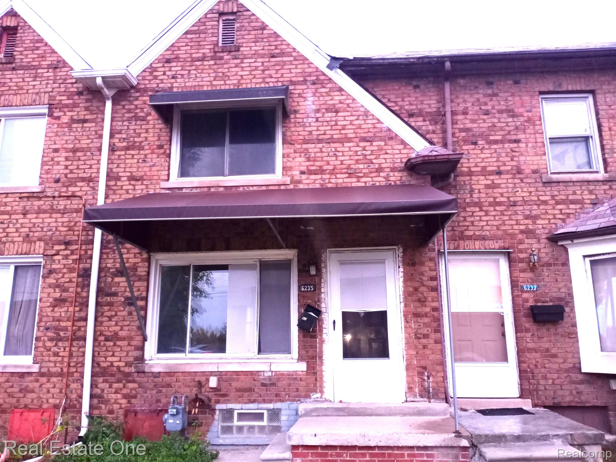 6235 Miller Road Dearborn, MI 48126 - Photo 1 of 18 Gallery Image 1