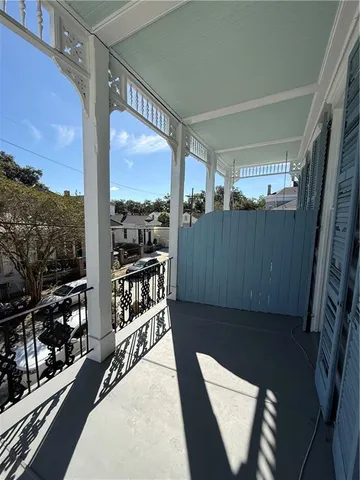 $2,000 | 3311 Camp Street, Unit UPPR, New Orleans, LA 70115