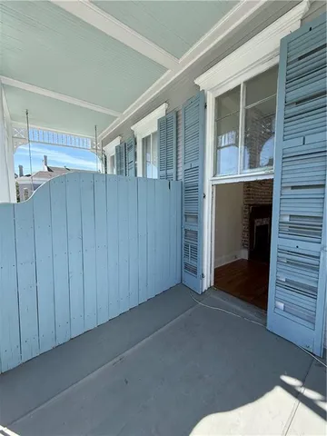 $2,000 | 3311 Camp Street, Unit UPPR, New Orleans, LA 70115