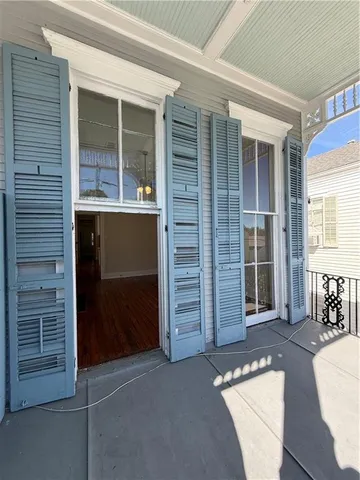 $2,000 | 3311 Camp Street, Unit UPPR, New Orleans, LA 70115