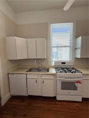$2,000 | 3311 Camp Street, Unit UPPR, New Orleans, LA 70115