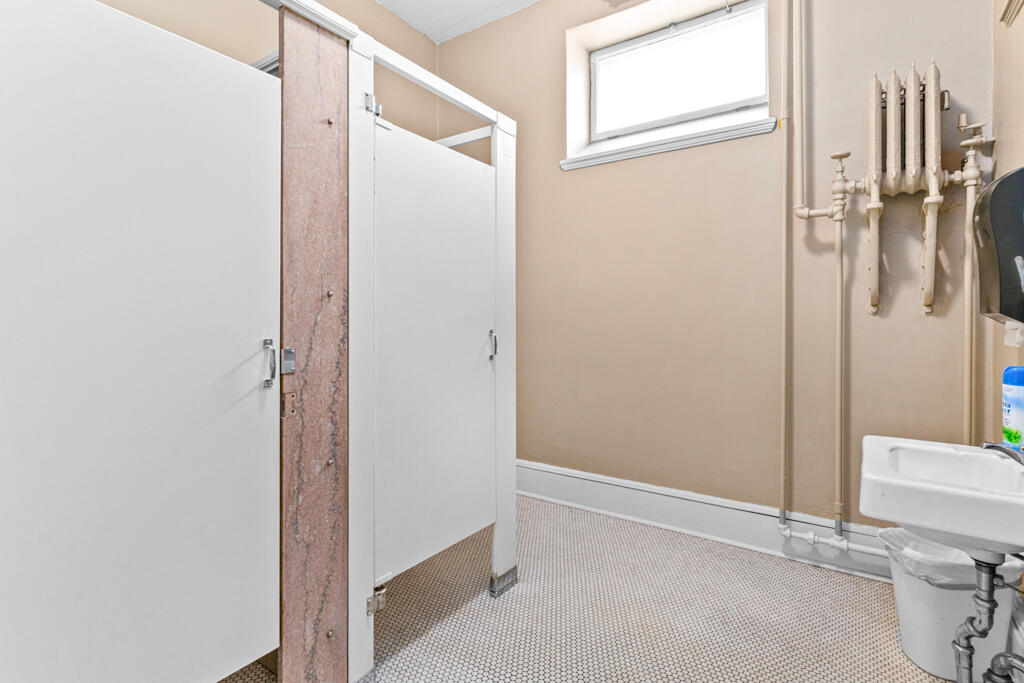 57 Neal Street Portland, ME 04102 - Photo 34 of 47 DSC04823