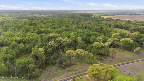 $390,000 | 7 Nail Road, Walls, MS 38680