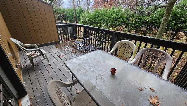 $219,900 | 512 Fleetwood Court, Unit C, Kingsport, TN 37660