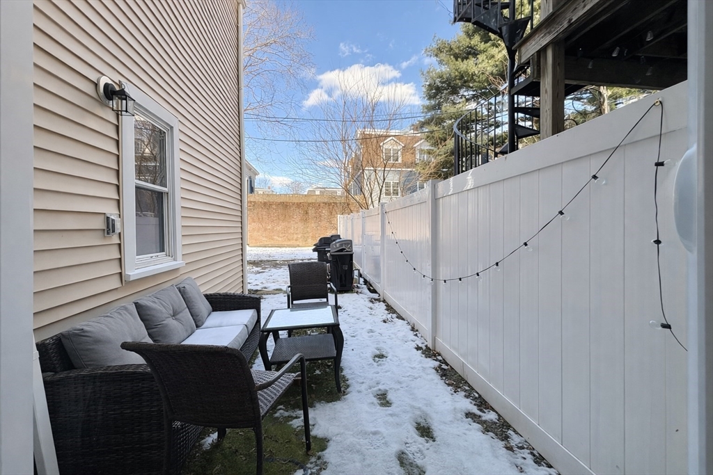 666 East 5th Street, Unit 1 Boston, MA 02127 - Photo 8 of 11