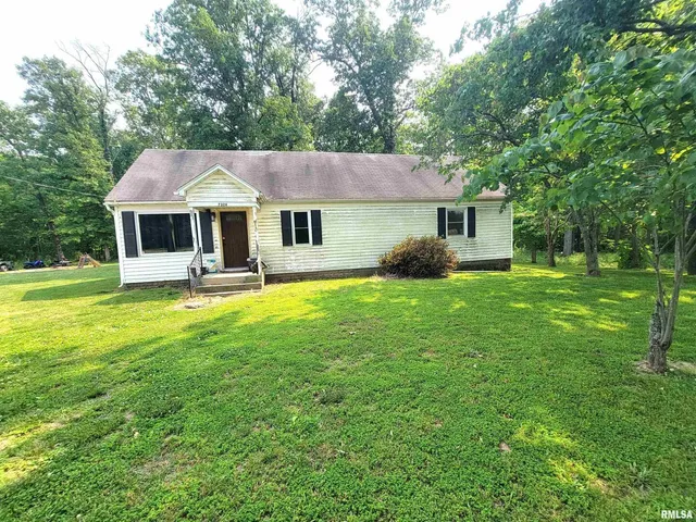 $136,900 | 7324 State Rte 161 Extension, Iuka, IL 62849