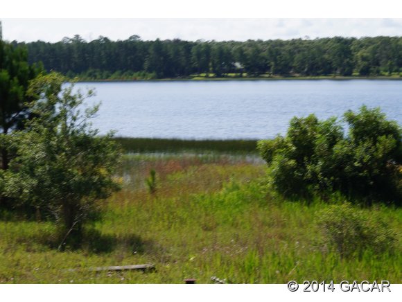 240 Huckleberry Road Hawthorne, FL 32640 - Photo 3 of 21 Gallery Image 3